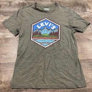 Levi’s T-Shirt Size Medium